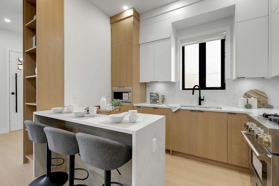 1 3558 Turner Street Vancouver, BC - 17