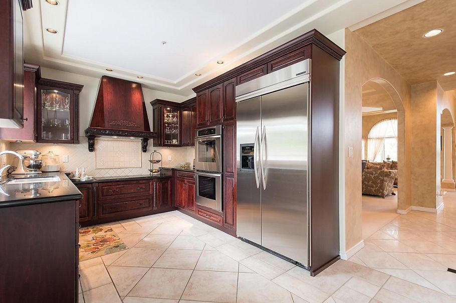 3056 W 11th Avenue Vancouver, BC - 7