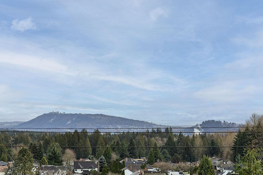 506 Tempe Crescent North Vancouver, BC - 14