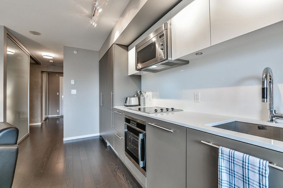 2104 999 Seymour Street Vancouver, BC - 2