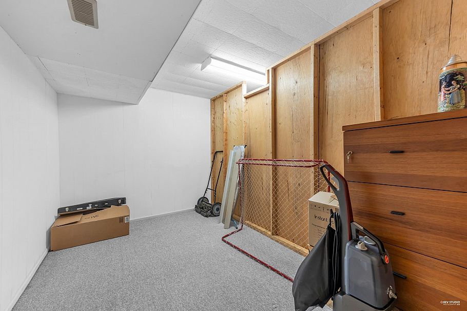 4425 Maple Street Vancouver, BC - 25