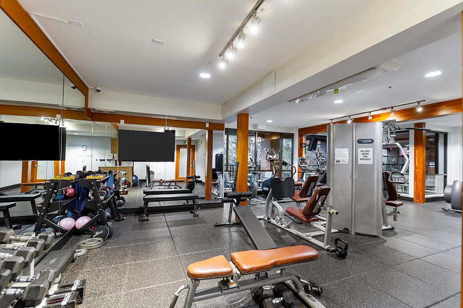 310 719 W 3rd Street North Vancouver, BC - 34