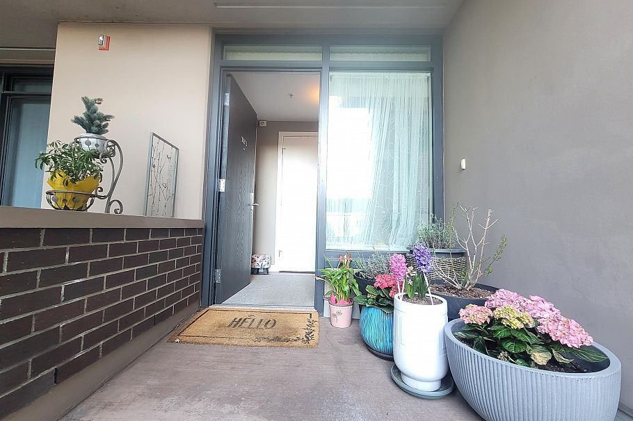 TH2 2077 Rosser Avenue Burnaby, BC - 16