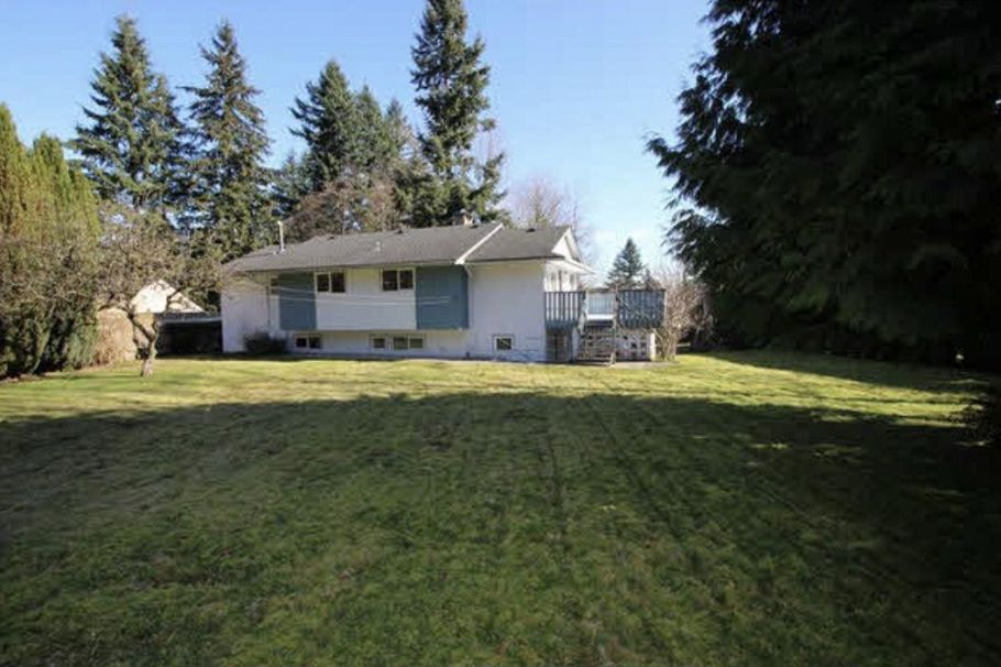 1329 Appin Road North Vancouver, BC - 1