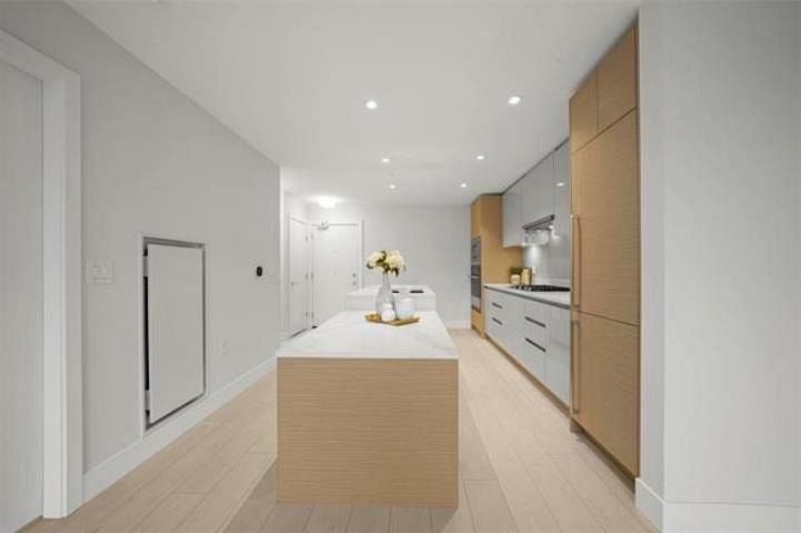 607 3538 Sawmill Crescent Vancouver, BC - 3