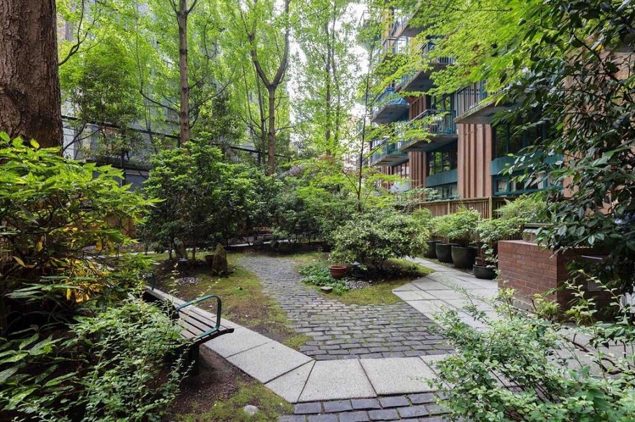 511 22 E Cordova Street Vancouver, BC - 29