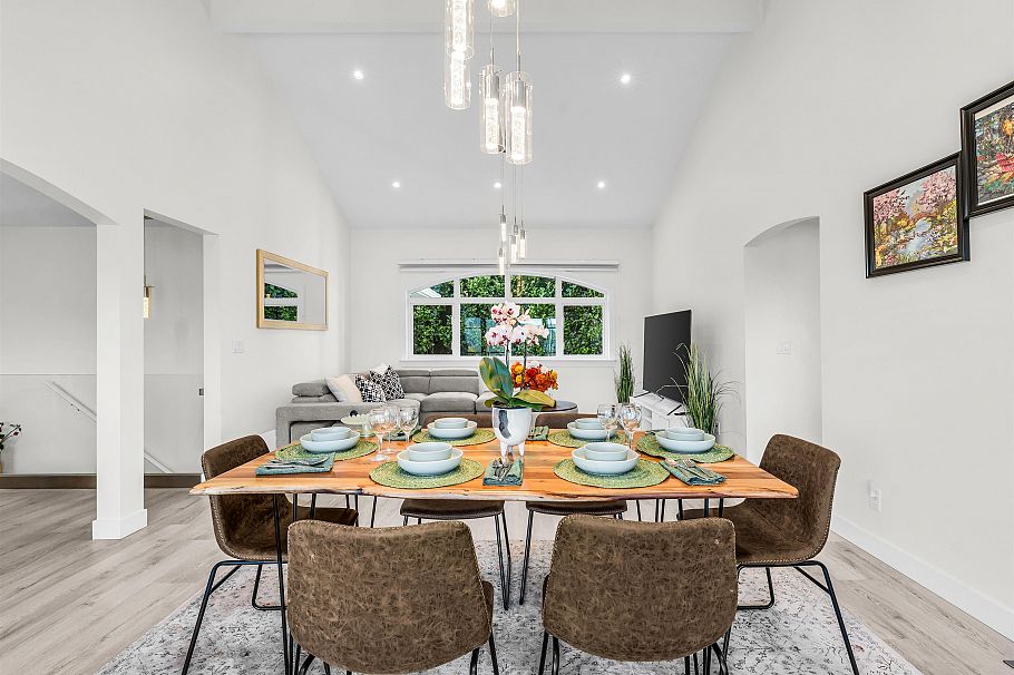 4254 Caddy Road North Vancouver, BC - 3