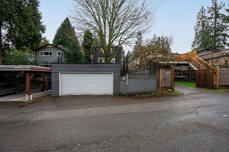 2103 W Keith Road North Vancouver, BC - 39