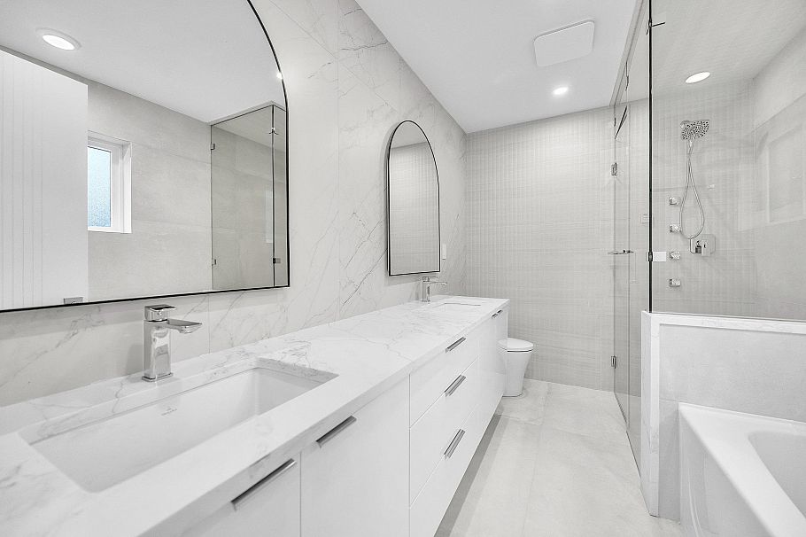 812 Montroyal Boulevard North Vancouver, BC - 22