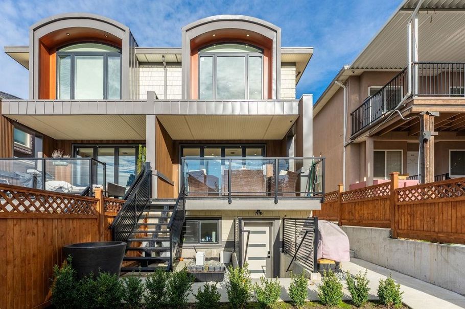 1766 E 64th Avenue Vancouver, BC - 34