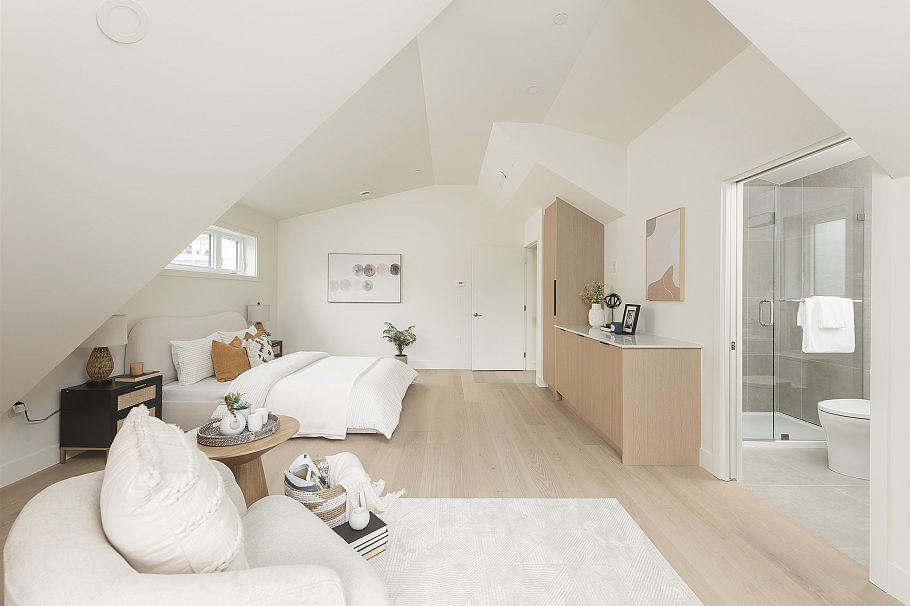 1 735 E 10th Avenue Vancouver, BC - 23