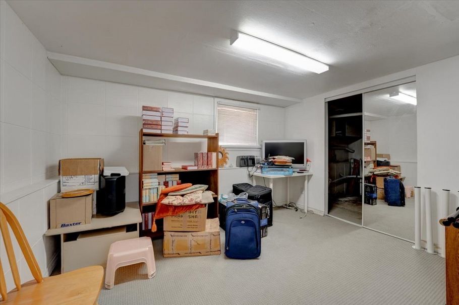 155 E 54th Avenue Vancouver, BC - 17