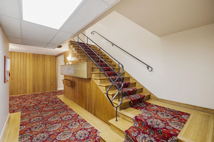 205 1695 W 10th Avenue Vancouver, BC - 17