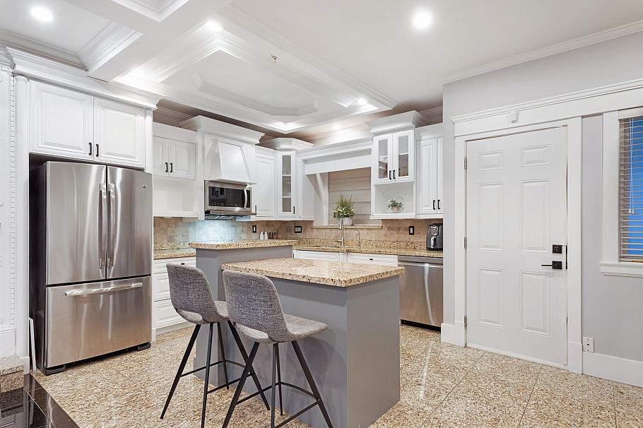 7778 Nanaimo Street Vancouver, BC - 8