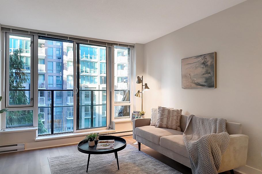 508 1088 Richards Street Vancouver, BC - 1