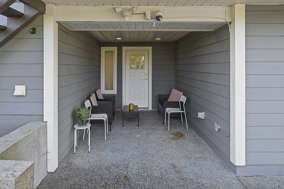 4254 Caddy Road North Vancouver, BC - 30