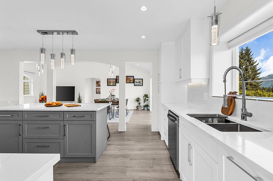 4254 Caddy Road North Vancouver, BC - 17