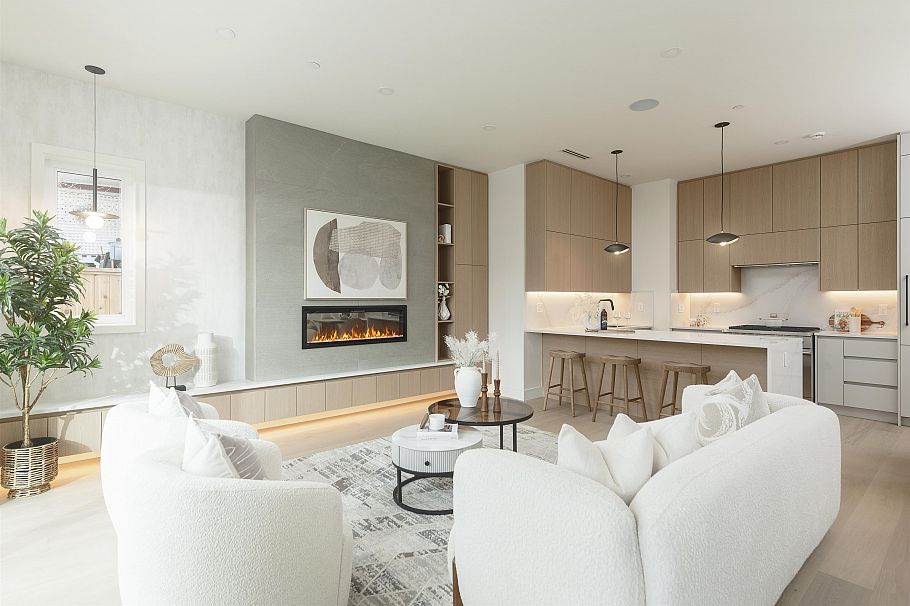 1 735 E 10th Avenue Vancouver, BC - 2