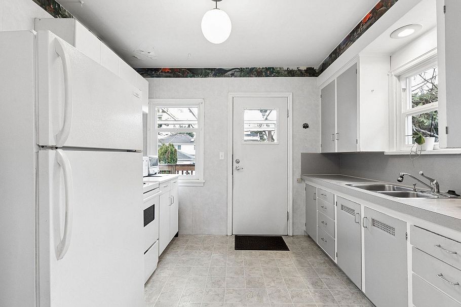 7621 Cartier Street Vancouver, BC - 12