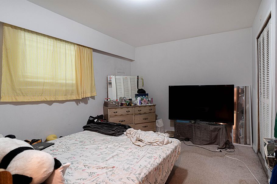 2628 E 8th Avenue Vancouver, BC - 7