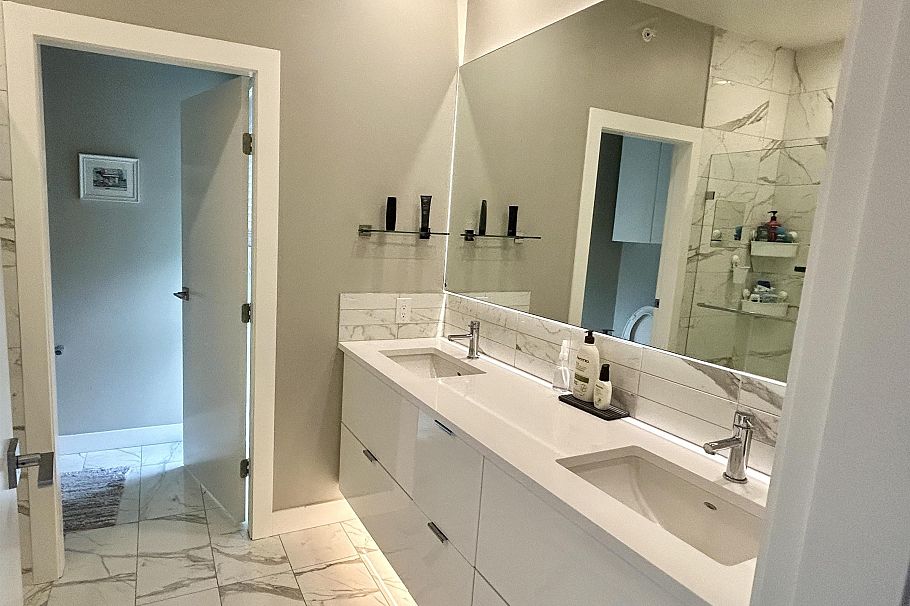 32 3595 Salal Drive North Vancouver, BC - 10