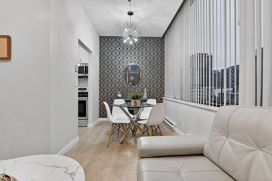 311 1010 Howe Street Vancouver, BC - 21