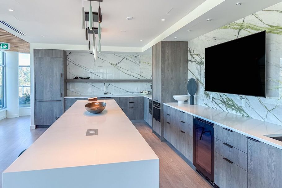 901 755 Harbourside Drive North Vancouver, BC - 24