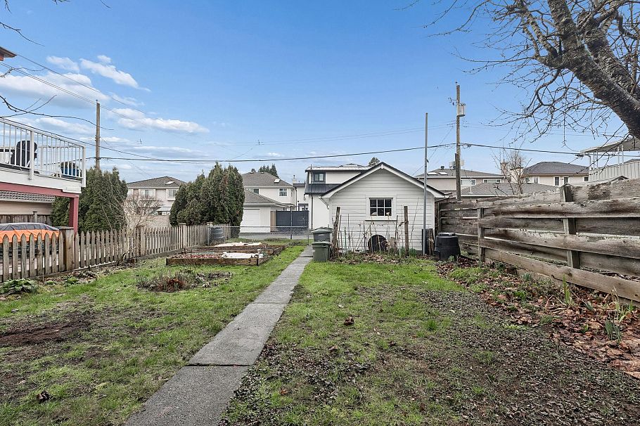 7621 Cartier Street Vancouver, BC - 18