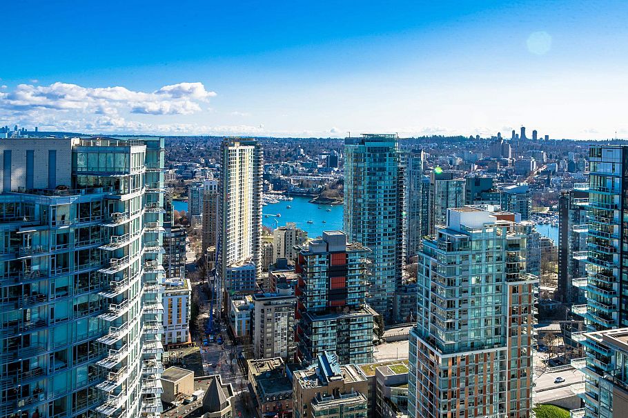 4306 1289 Hornby Street Vancouver, BC - 1