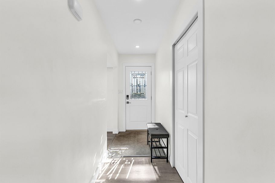 4254 Caddy Road North Vancouver, BC - 29