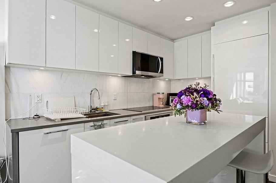 1206 5728 Berton Avenue Vancouver, BC - 7