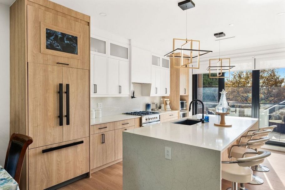 1766 E 64th Avenue Vancouver, BC - 8