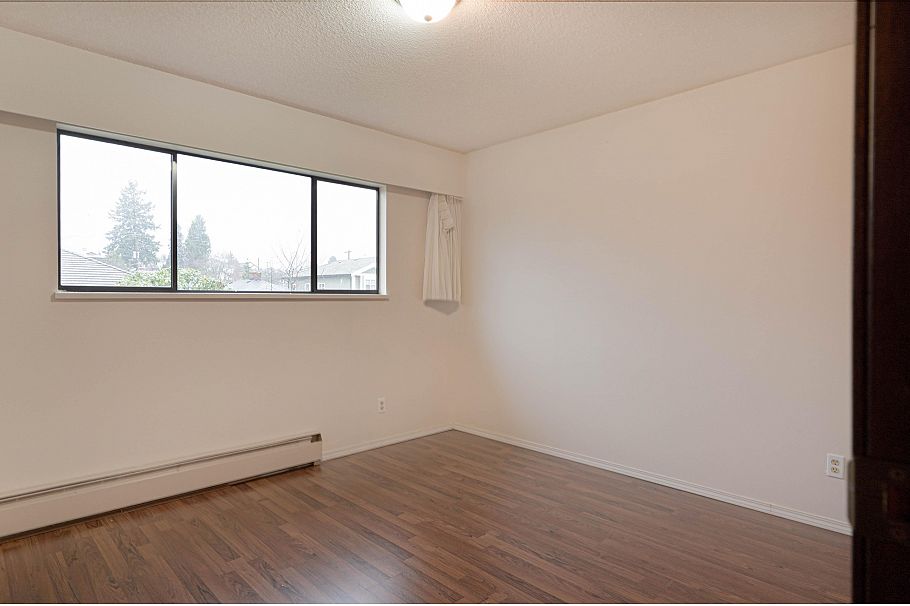 2628 E 8th Avenue Vancouver, BC - 10