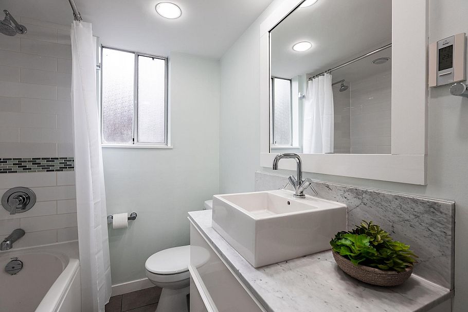 2103 W Keith Road North Vancouver, BC - 29