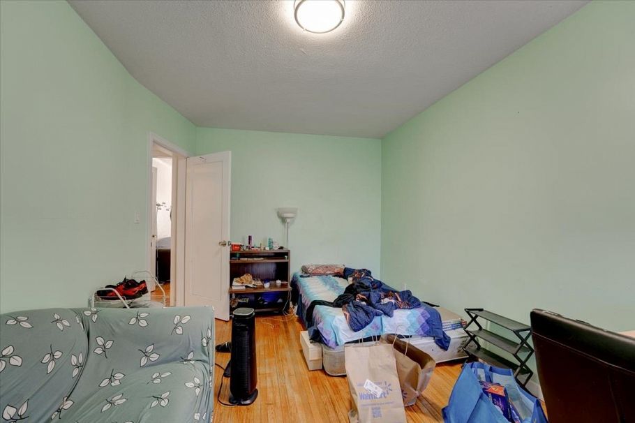 155 E 54th Avenue Vancouver, BC - 20