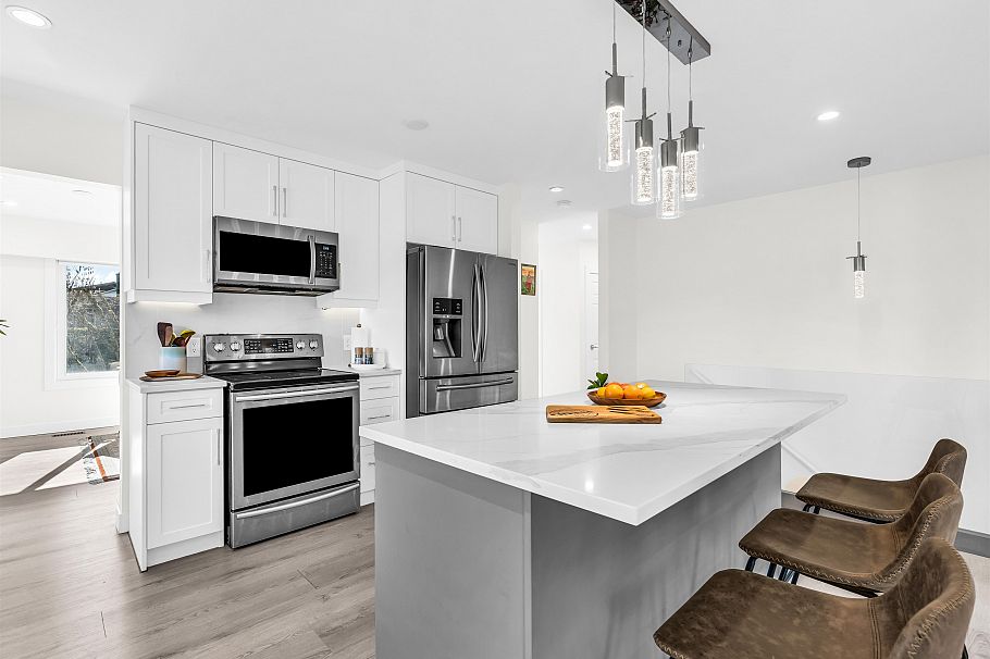 4254 Caddy Road North Vancouver, BC - 13