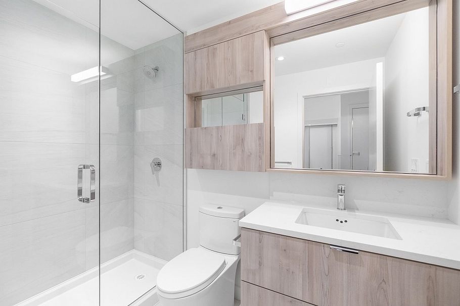 325 755 Harbourside Drive North Vancouver, BC - 39