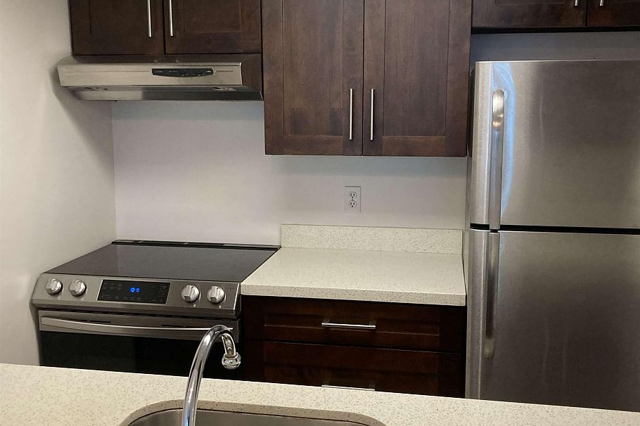 405 789 Drake Street Vancouver, BC - 4