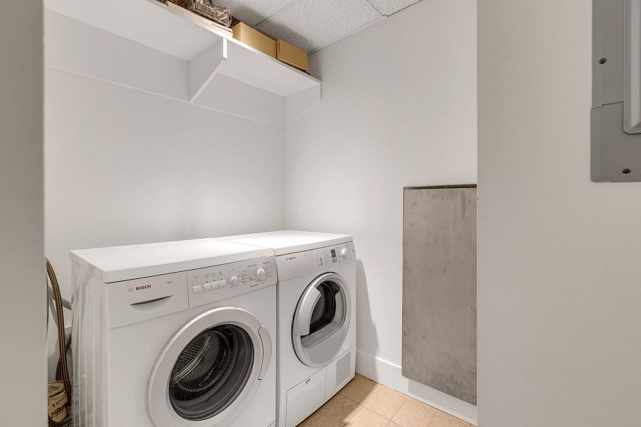 2X09 1111 ALBERNI STREET, Vancouver BC V6E 4V2 Vancouver, BC - 1