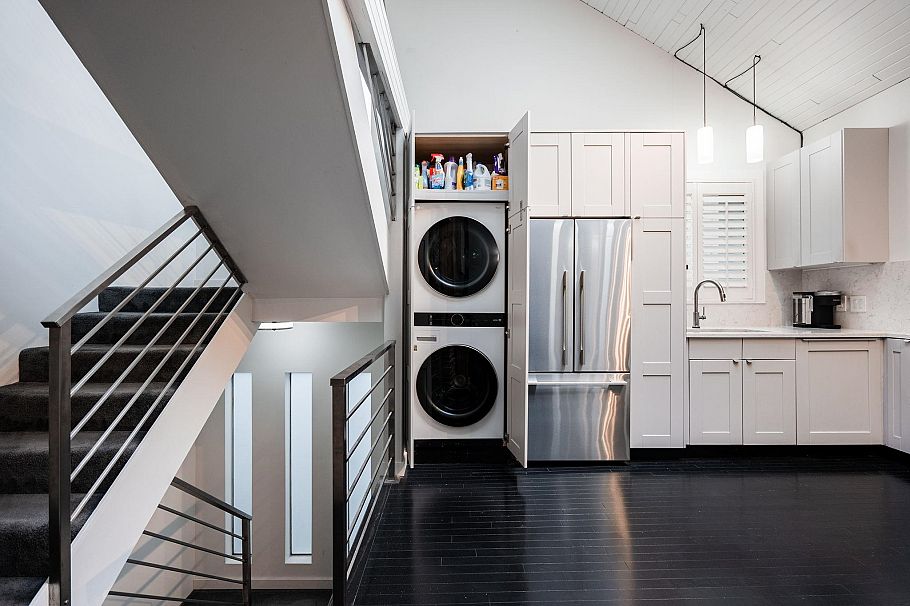 2103 W Keith Road North Vancouver, BC - 18