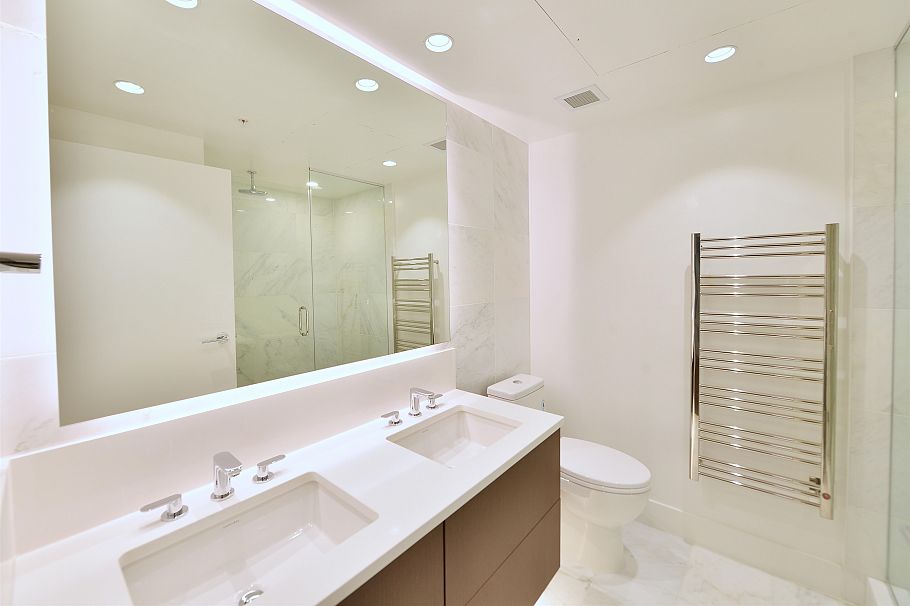 1703 1675 Lions Gate Lane North Vancouver, BC - 10