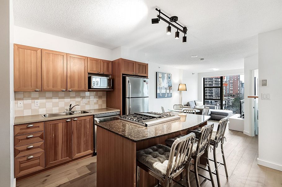 803 1723 Alberni Street Vancouver, BC - 7