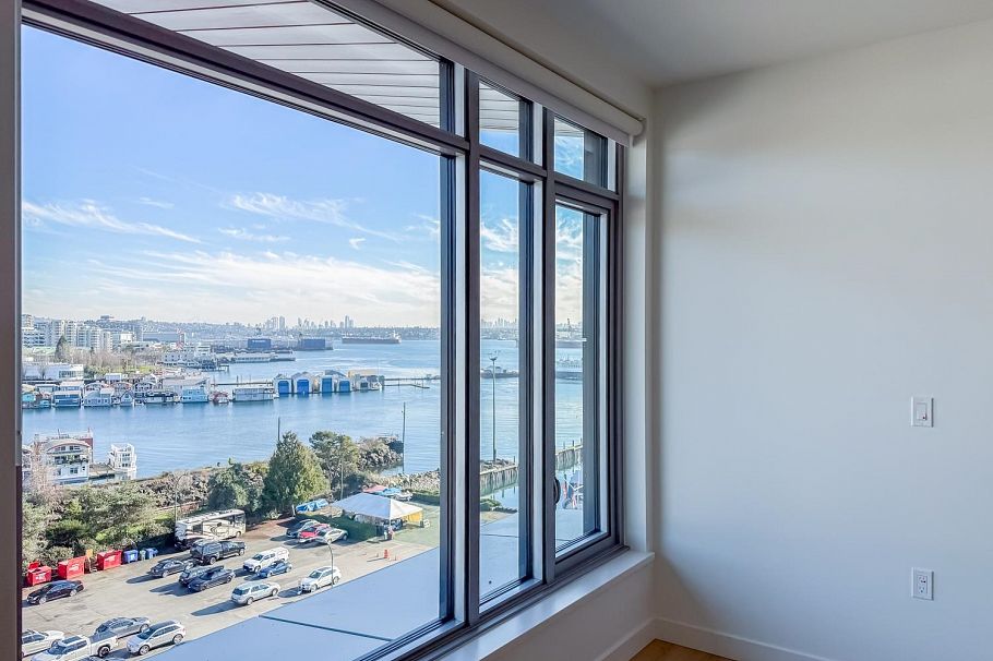 901 755 Harbourside Drive North Vancouver, BC - 12