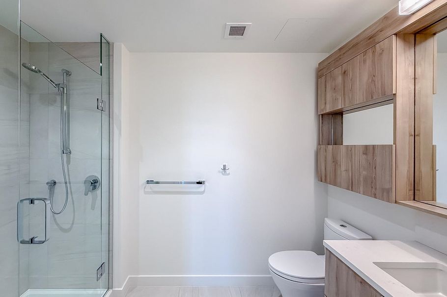 901 755 Harbourside Drive North Vancouver, BC - 18