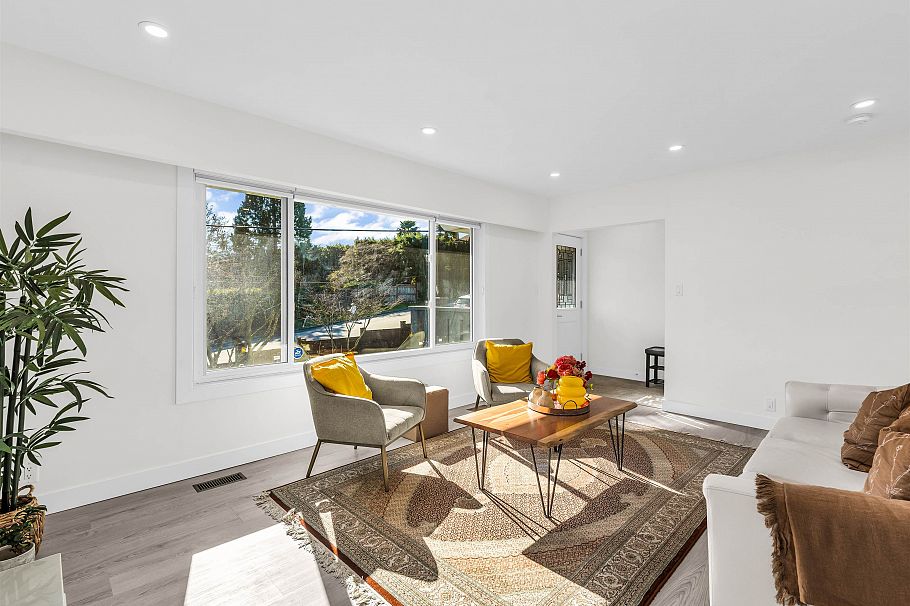 4254 Caddy Road North Vancouver, BC - 12