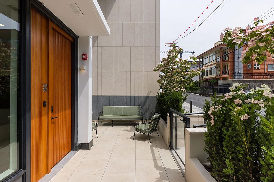 TH8 135 E 13th Street North Vancouver, BC - 26