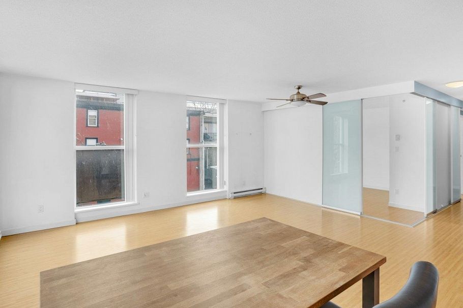 311 168 Powell Street Vancouver, BC - 10