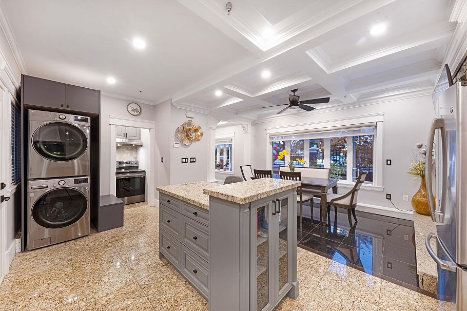 7778 Nanaimo Street Vancouver, BC - 14