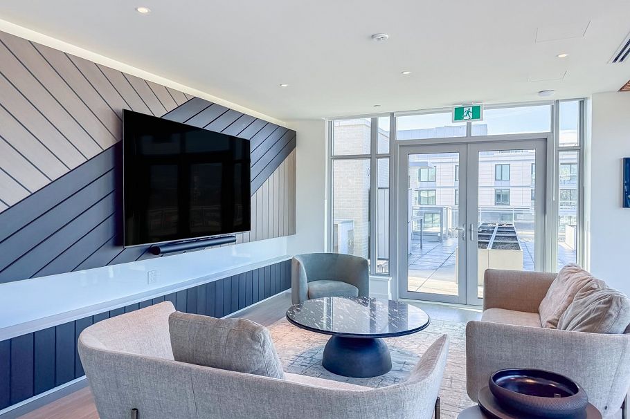 901 755 Harbourside Drive North Vancouver, BC - 25