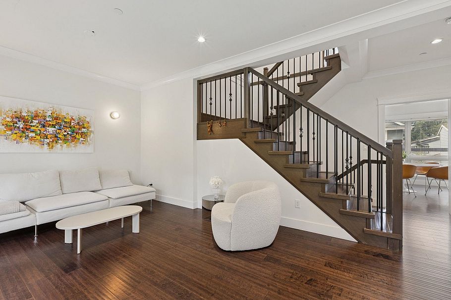 4 651 W 14th Street North Vancouver, BC - 10